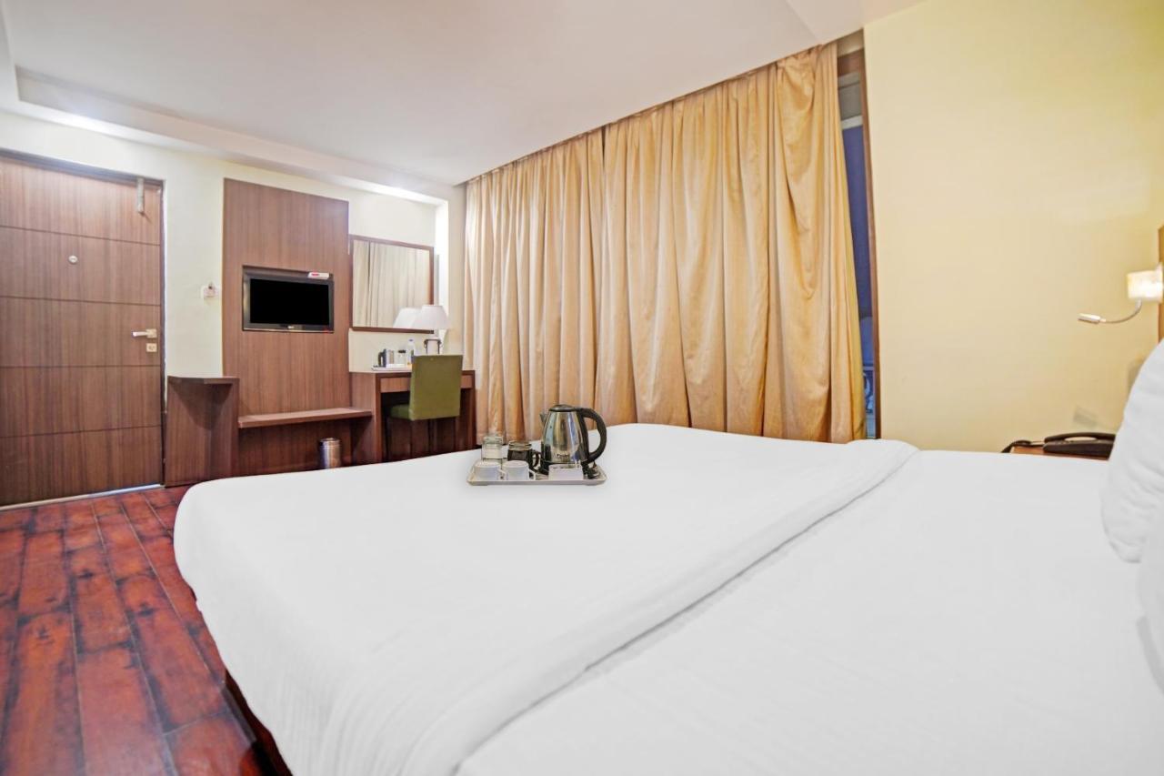 Hotel Garnet Durg Luaran gambar