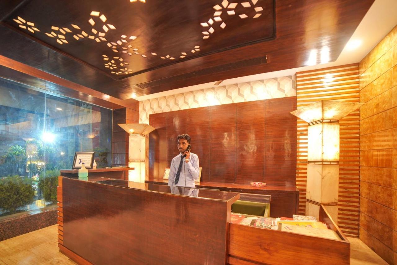 Hotel Garnet Durg Luaran gambar