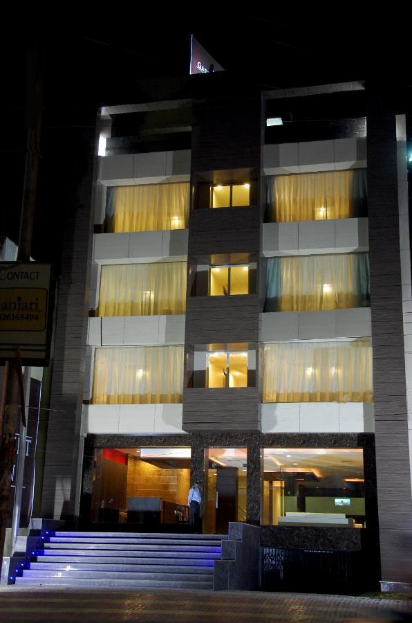 Hotel Garnet Durg Luaran gambar